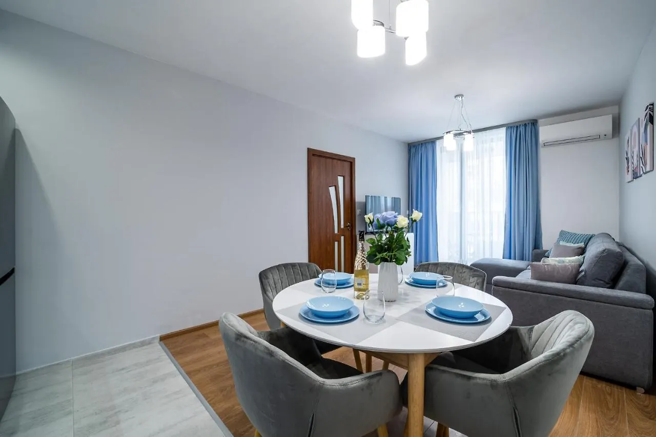 Brand New Downtown Apartment Varna