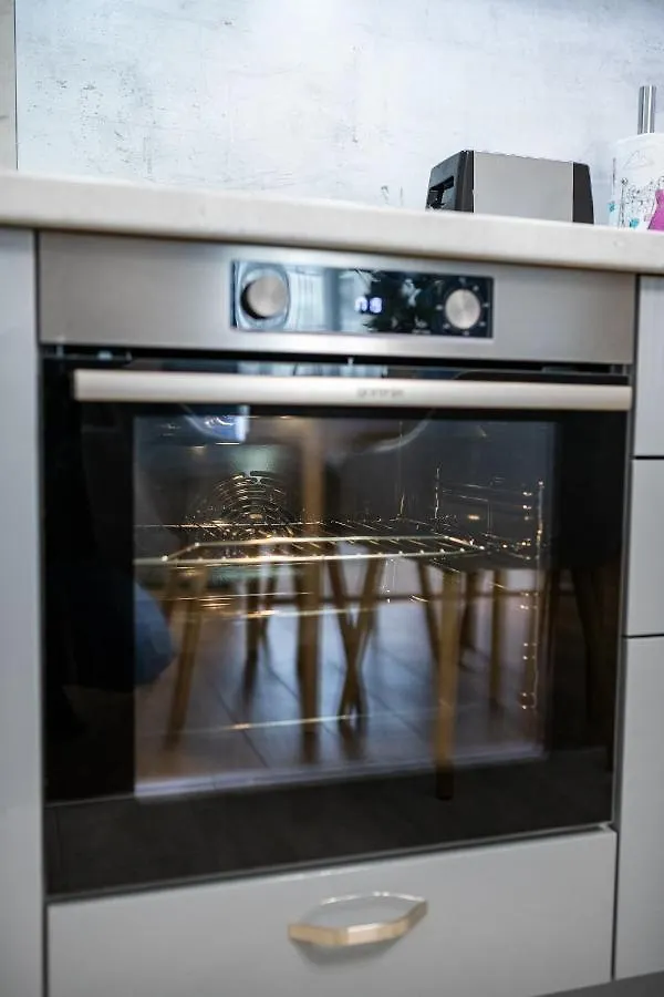 Brand New Downtown Apartment Varna