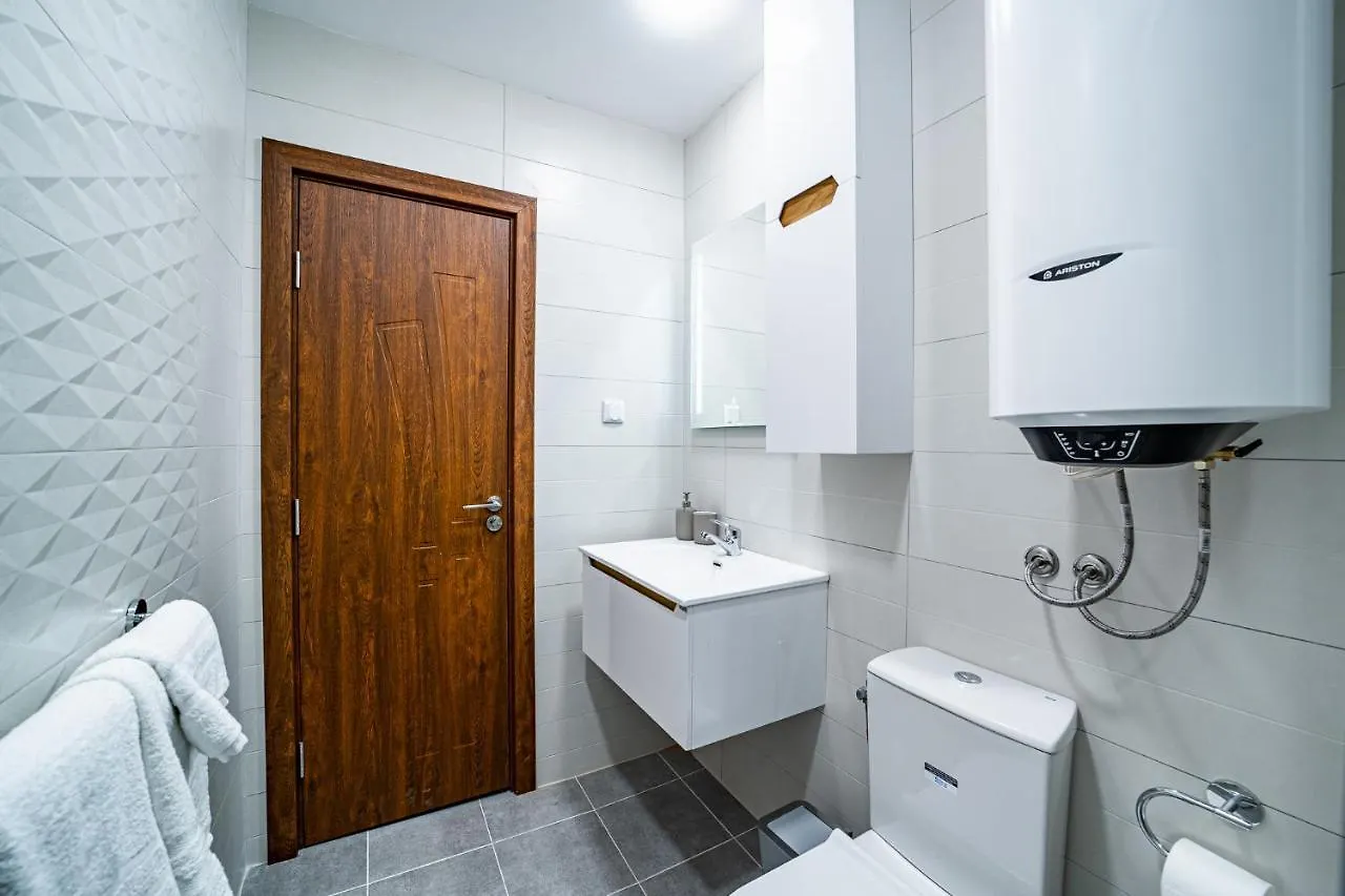 Brand New Downtown Apartment Varna