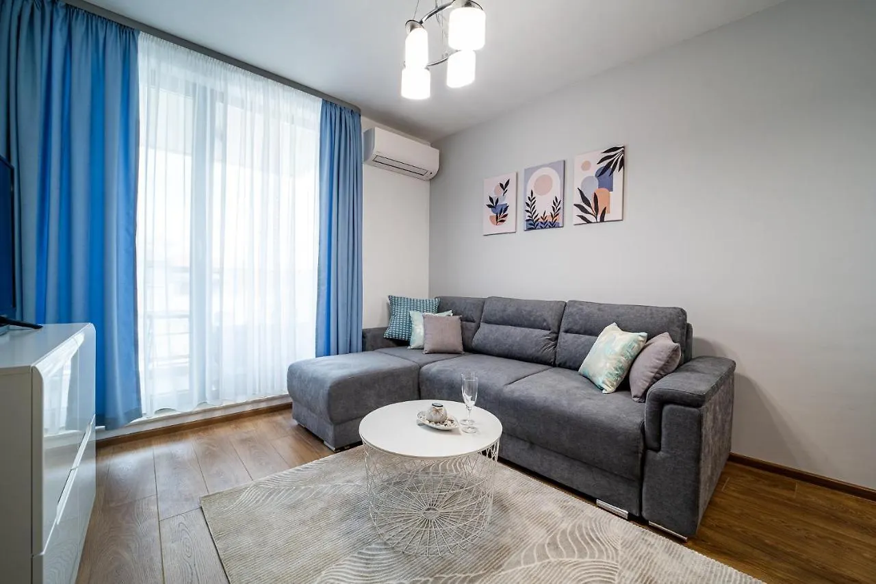 Brand New Downtown Apartment Varna